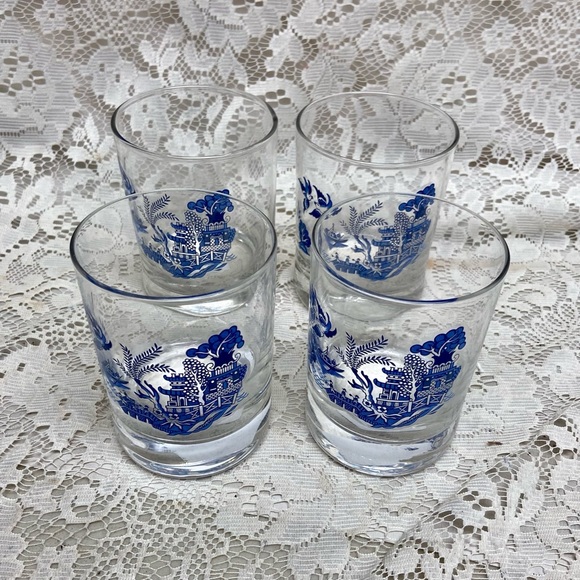 Vintage, Heavy  4pc Blue Willow Libbey Glass Tumblers - Picture 3 of 5